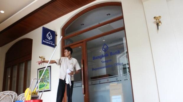 Myanmar opening banking doors