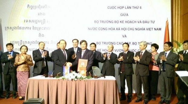 Vietnam, Cambodia bilateral trade to touch $5b by end of 2015