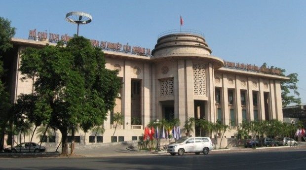 Vietnam consolidates banks to form regional lenders