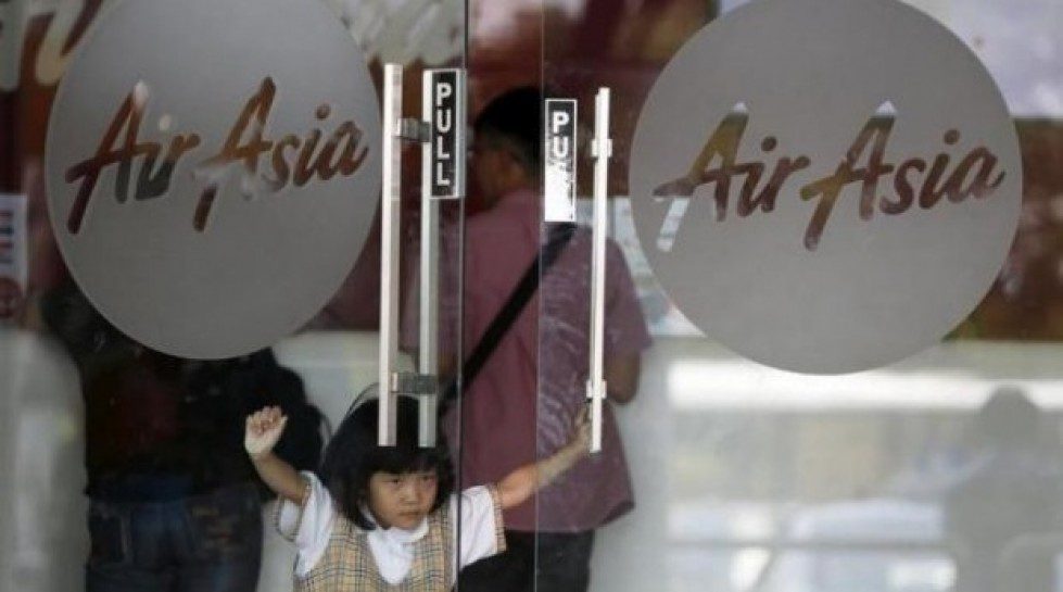 Malaysia: AirAsia shares gain 8% after report it may be taken private