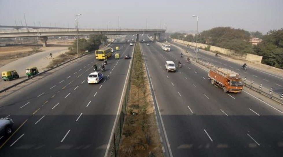 Macquarie, Italy's Atlantia, Brookfield look to bid for India's toll road assets