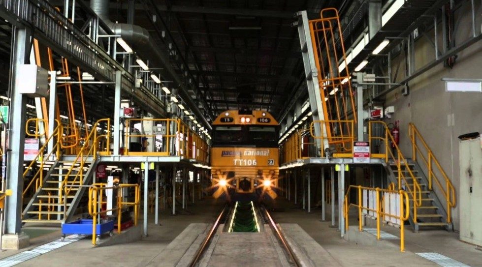 Battle for Australia's Asciano heats up as port firm Qube outbids rival with $6.3b offer