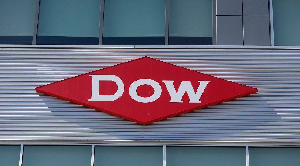 After $130b merger with DuPont, Dow CEO Liveris to step down by mid-2017