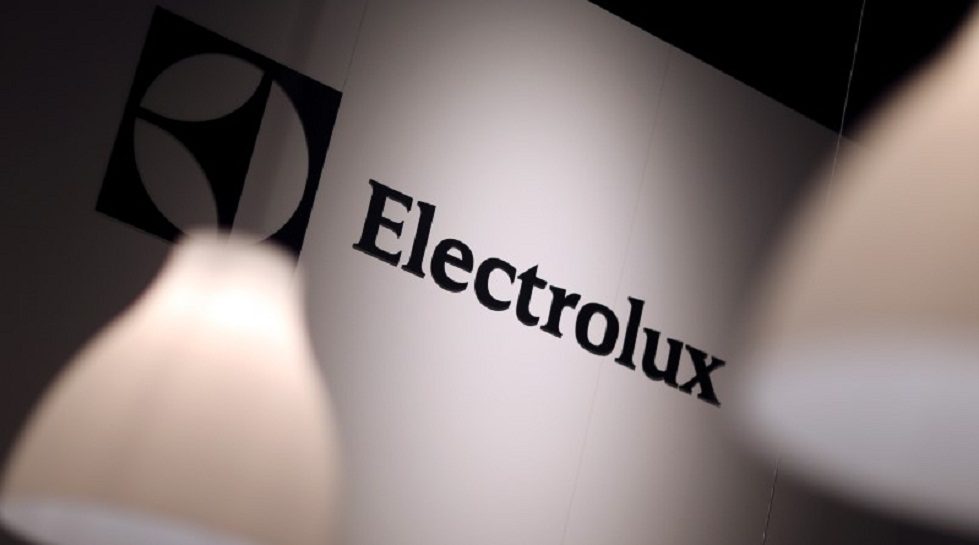 Electrolux share price slumps 10% as $3.3b deal to acquire GE's appliance falls through