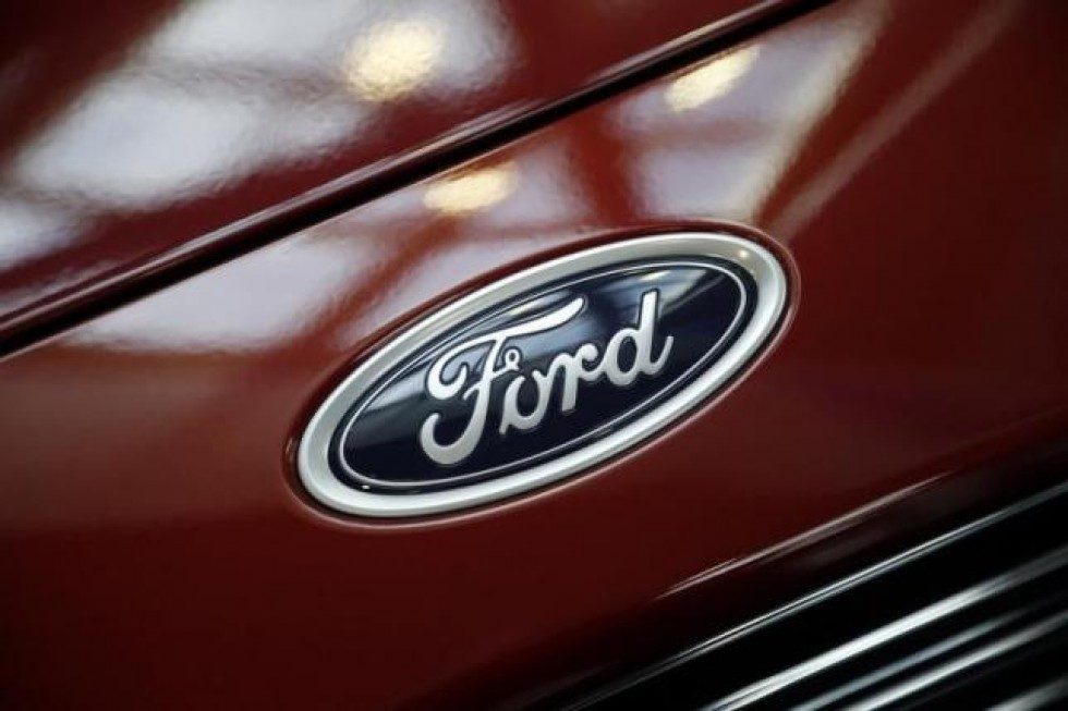 Ford to buy San Francisco shuttle service Chariot in mobility push