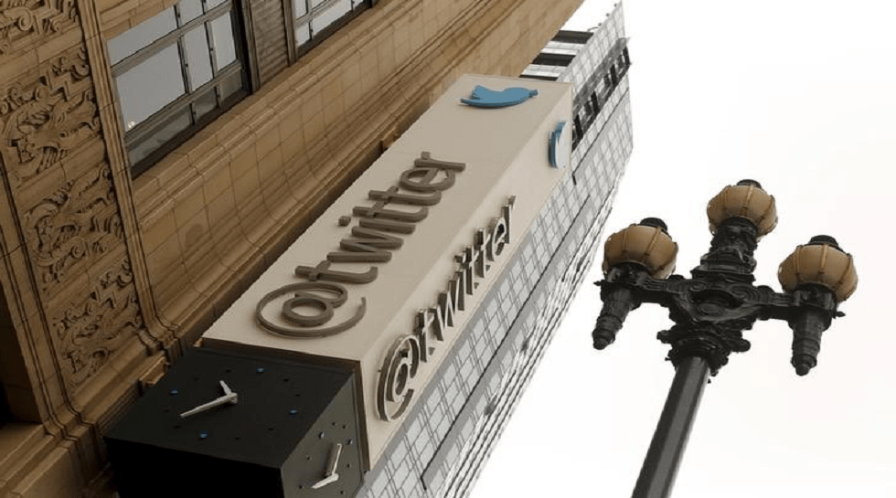 Twitter seeks to make profits from ads targetted at logged-out users