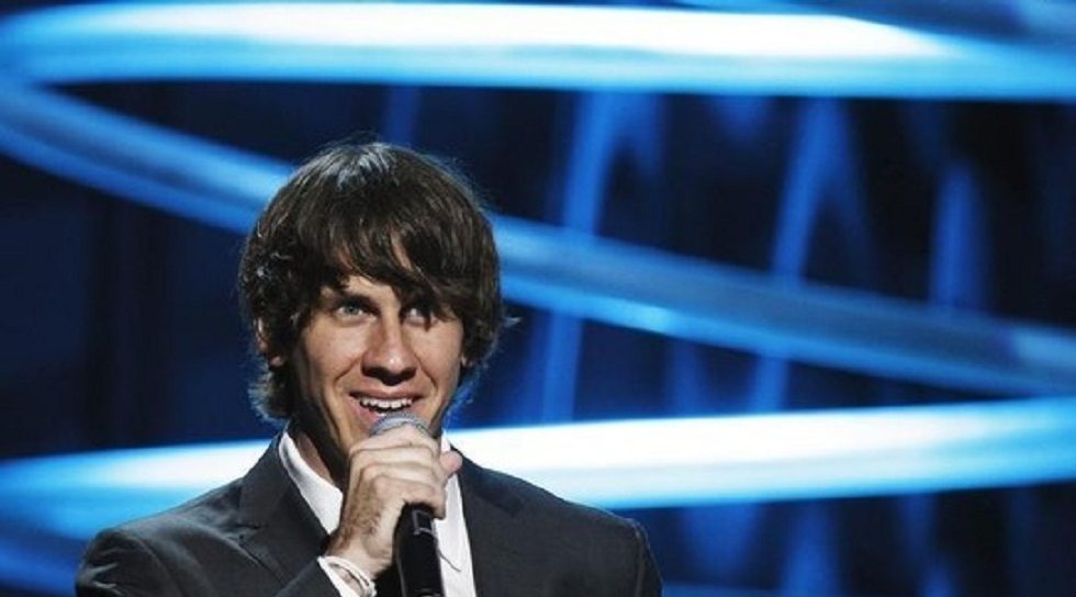 Restaurant check-in app Foursquare raises $45m in funding, CEO steps down