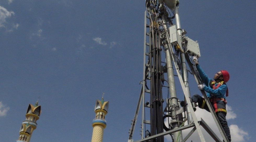 CK Hutchison mulls Indonesian telecom deal with Axiata