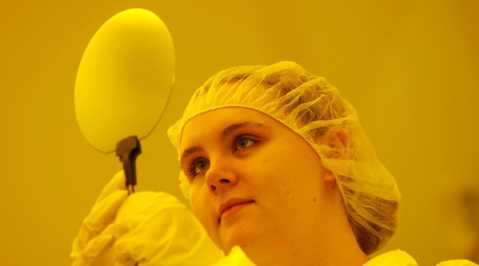 Tsinghua Unigroup, XMC merge chip assets to create Chinese giant