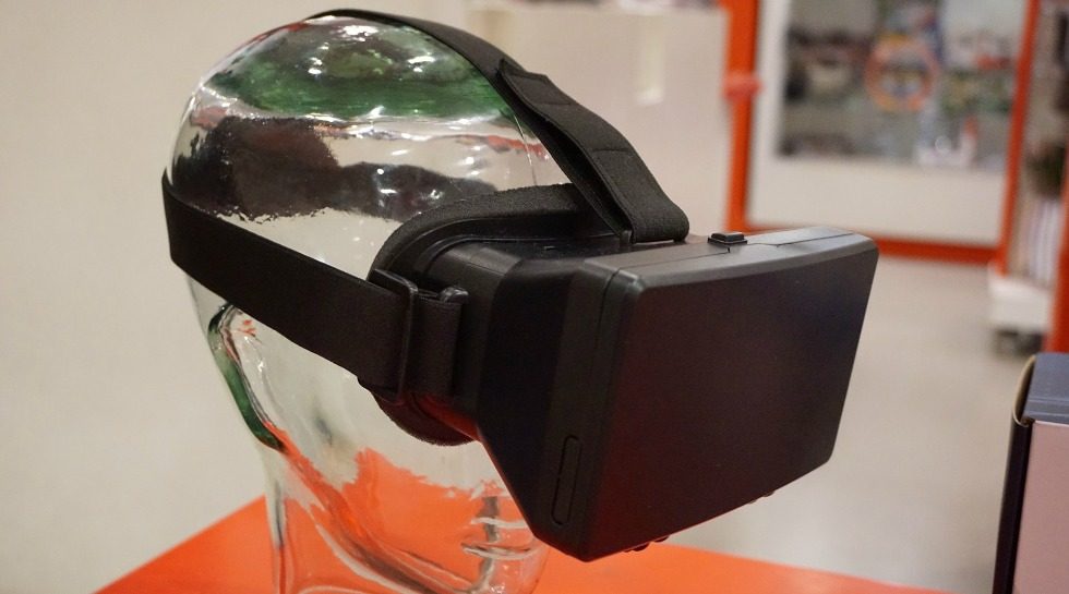 China: HTC unveils $1.5b investment fund, research center for virtual reality
