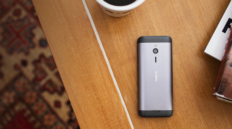 Foxconn to take over Microsoft's Vietnam phone factory for $22m