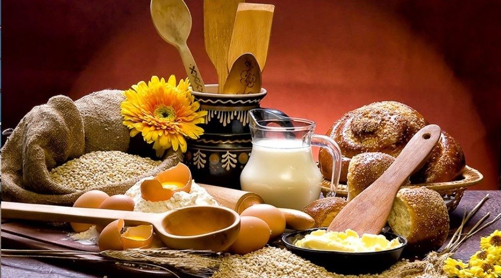 StanChart PE picks major stake in Singapore homegrown food biz Phoon Huat