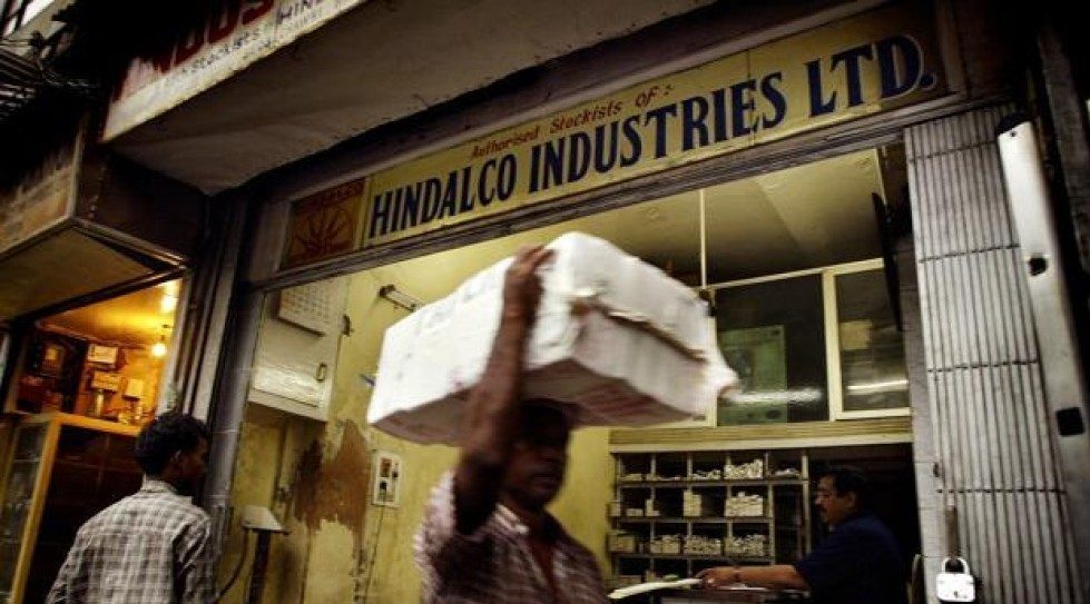India: Hindalco said to consider $500m share sale amid rally