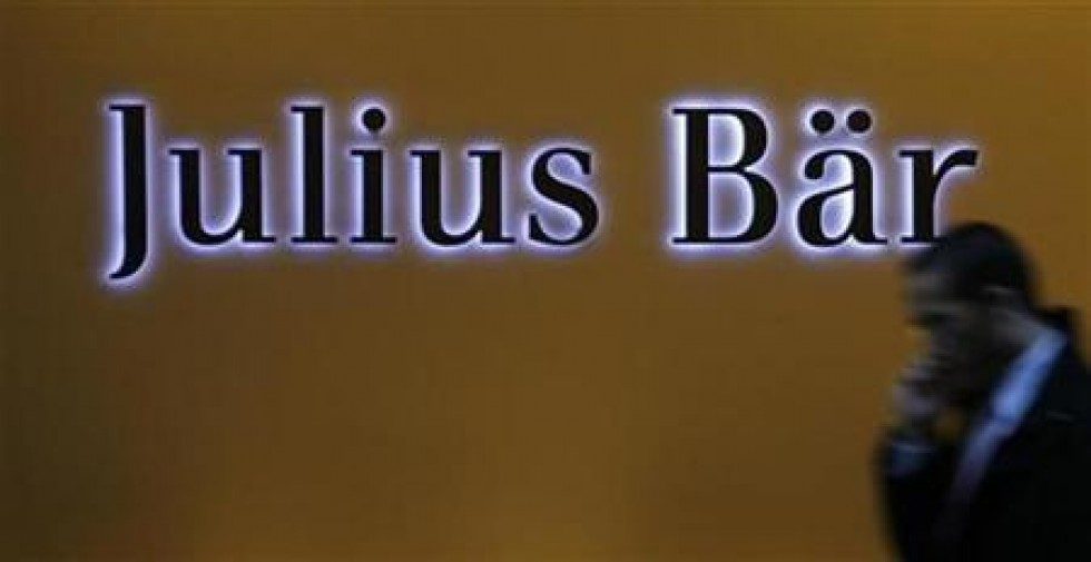 People: Julius Baer hires former Deutsche private bankers; UBS makes SG hire