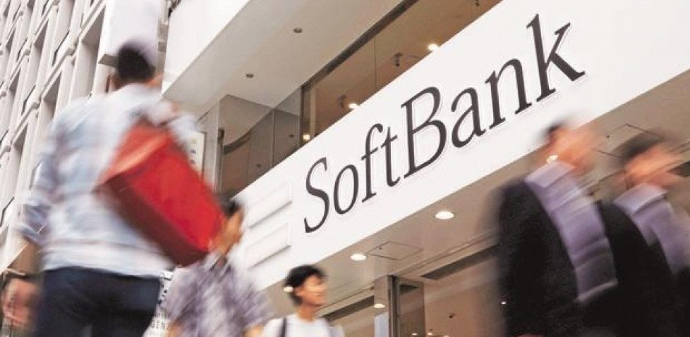 S&P upgrades SoftBank's outlook to stable on group's growing cash reserves