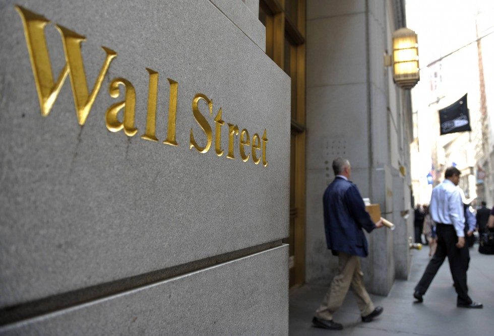 China may allow Wall Street banks run own mainland units