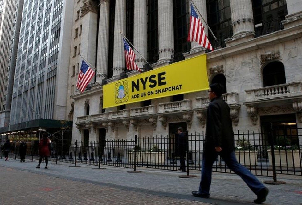 NYSE sends top execs to woo China's IPO-hopefuls as appetite for US listings returns