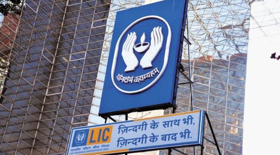 LIC places $1b bid for shares in New India Assurance IPO
