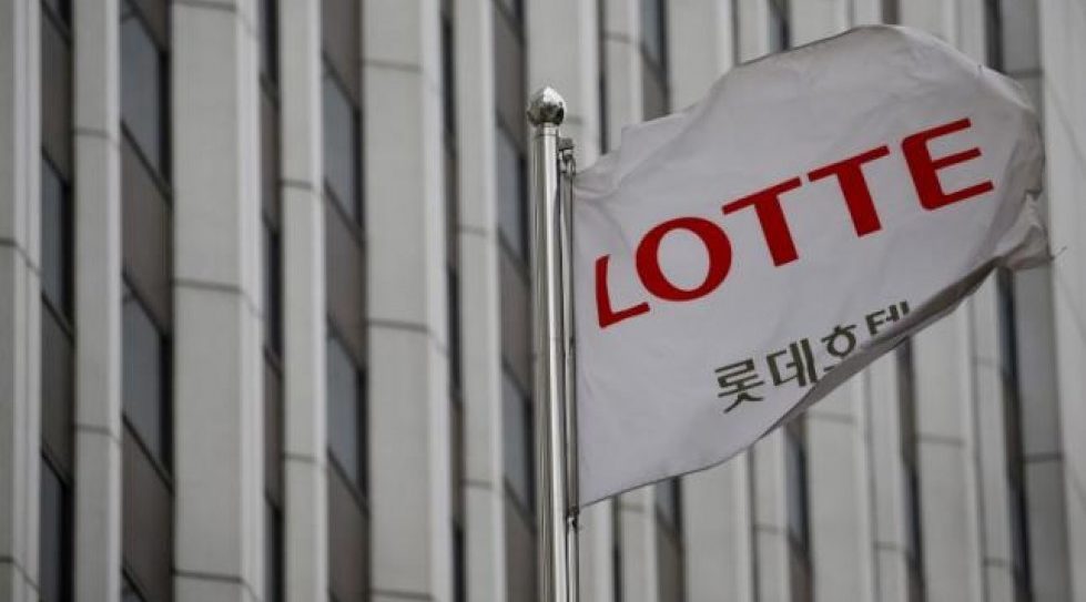 MBK-Woori consortium to buy 80% stake in Lotte's credit card unit