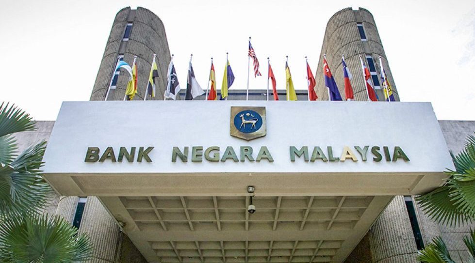 Malaysia receives 29 bids for digital banking licences, says central bank
