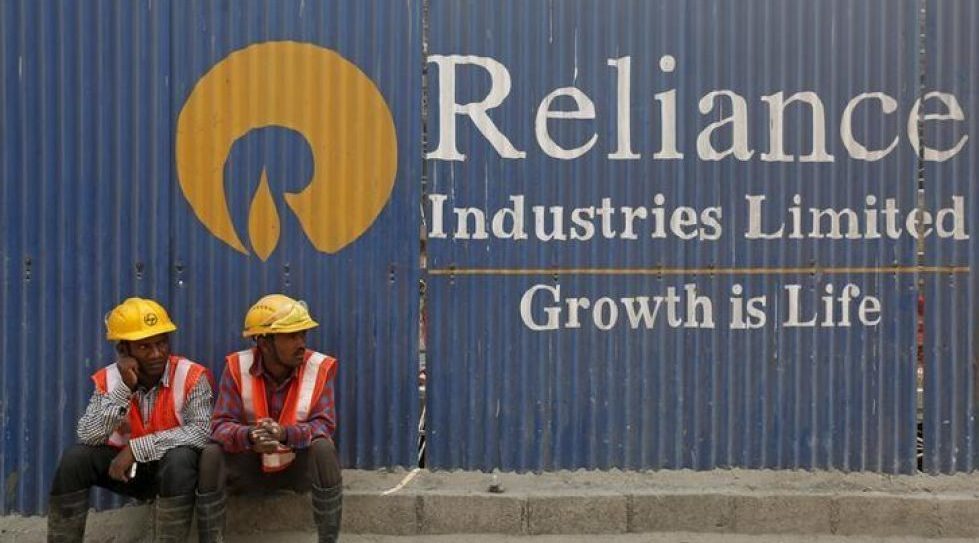 India's Reliance said to cut pay of execs in oil-and-gas division