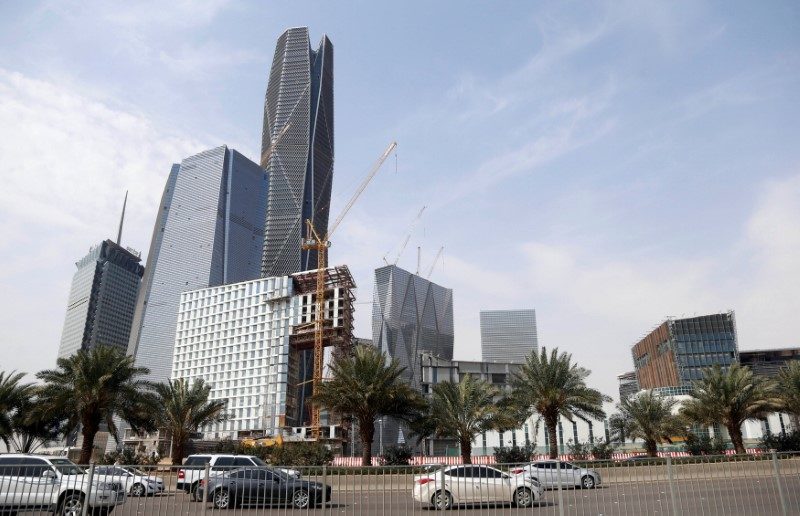 Saudi sale of the century lures foreign investment banks, PE firms