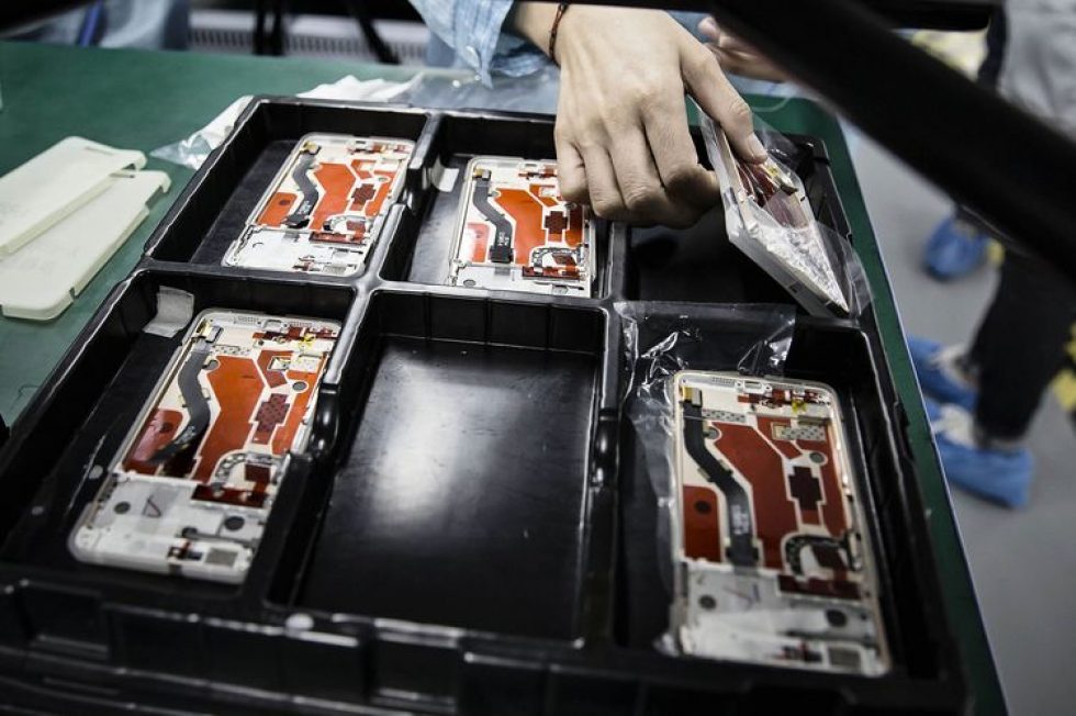 Venture capitalists beware: Chinese factories may eat your lunch