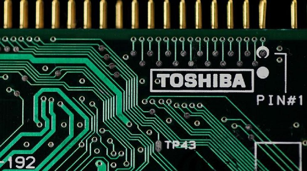 Japan's Toshiba directors exchange criticism over public statements