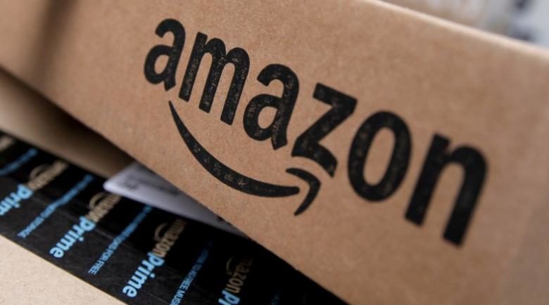 Amazon to buy online pharmacy PillPack in drug retailing push