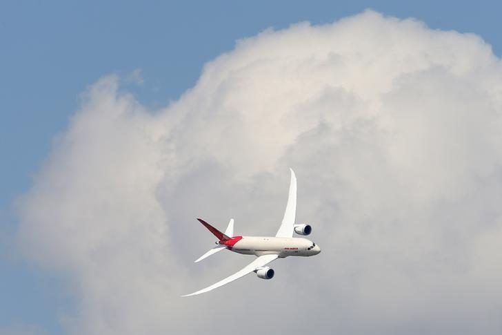 Jet, IndiGo, SpiceJet, Vistara keen on Air India privatization