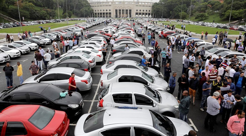 Uber makes last-ditch efforts to avert Brazil bill regulating ride software