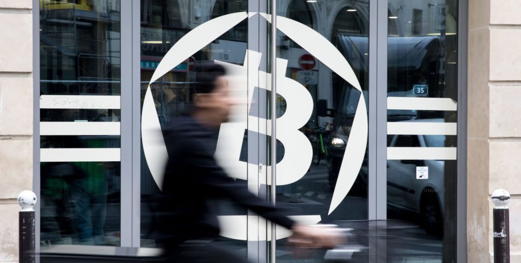 Bitcoin dives after US crypto lender Celsius Network freezes withdrawals