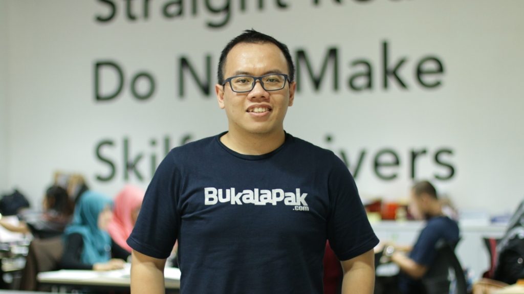 Indonesia's newest unicorn Bukalapak taps local kiosks in top spot chase