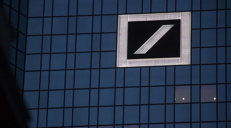 Deutsche Bank lines up IPO of asset management unit DWS