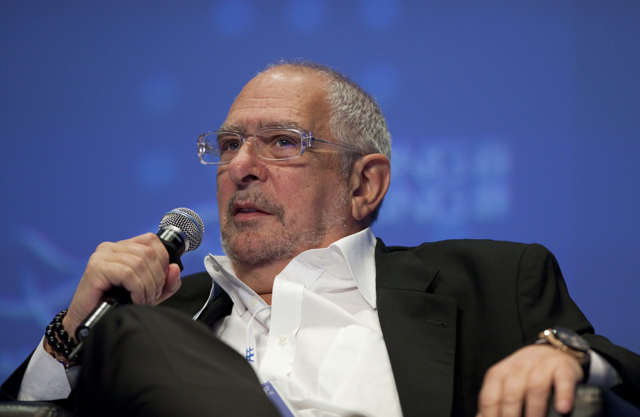 Noble's Richard Elman steps down as commodity trader strives to survive