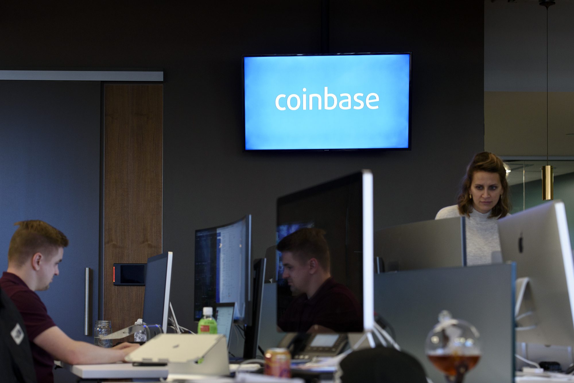 Intel discloses small stake in US crypto exchange Coinbase