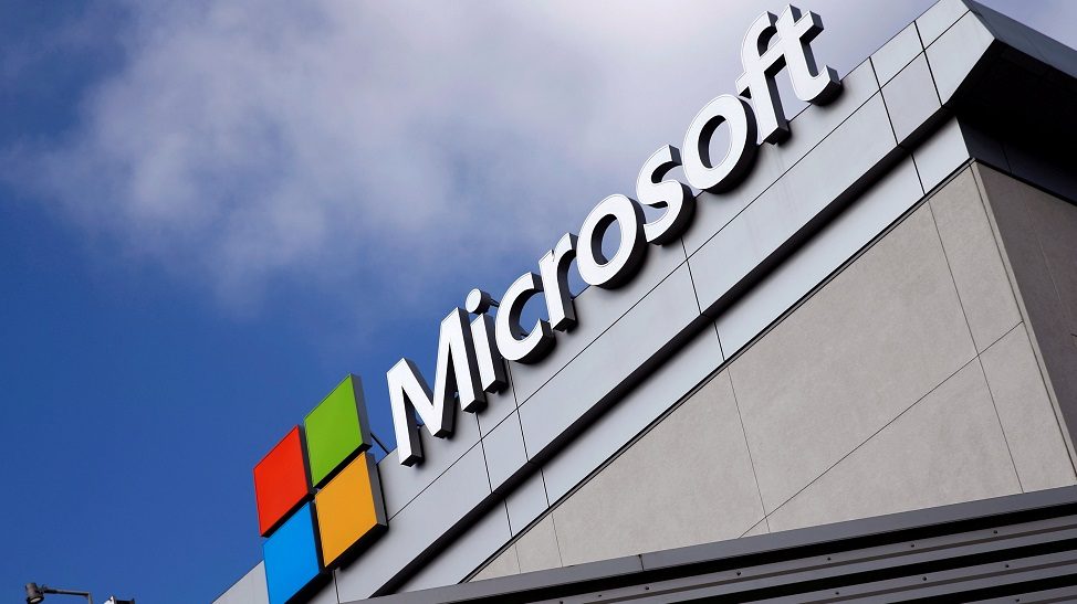 Microsoft makes "multibillion-dollar" investment in OpenAI as tech race heats up