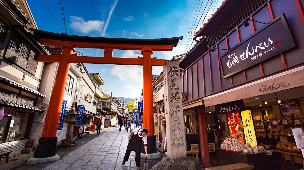 Asian PE firm Longreach to exit mobile content company Cybird