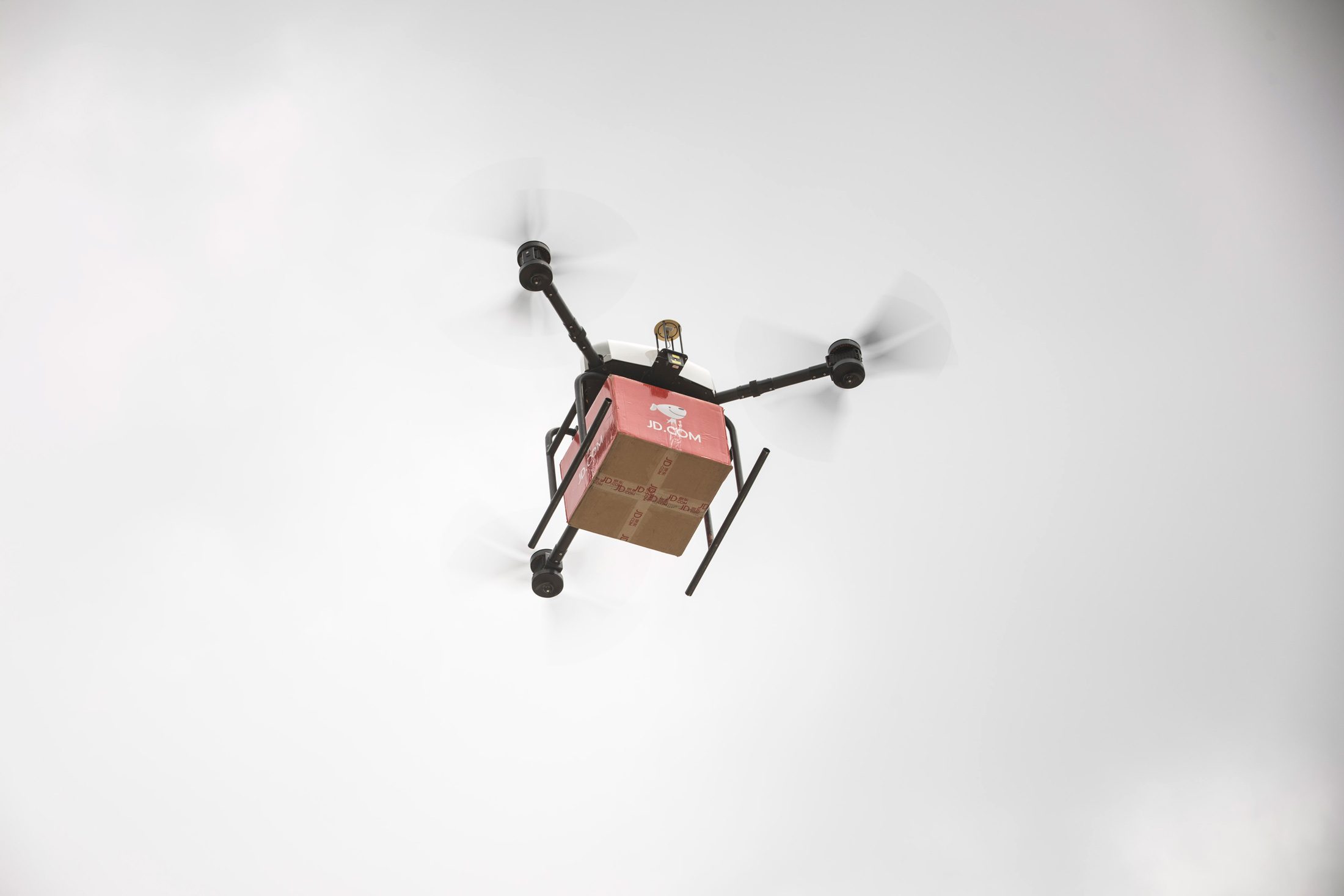 China speeds to take the lead in drone-delivery race