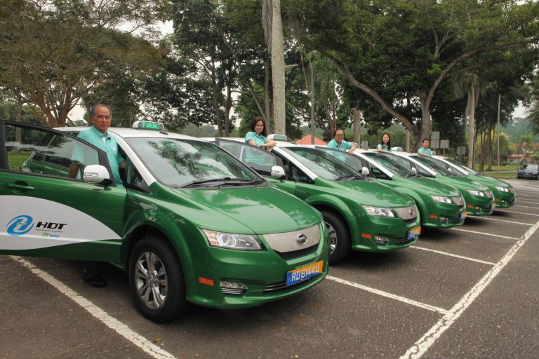 HDT Singapore Taxi to be Singapore's 7th taxi operator