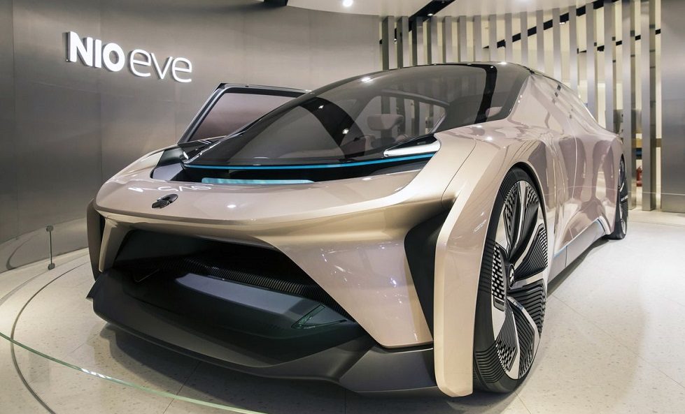 Chinese EV maker NIO hires CICC auto analyst Feng Wei as next finance chief