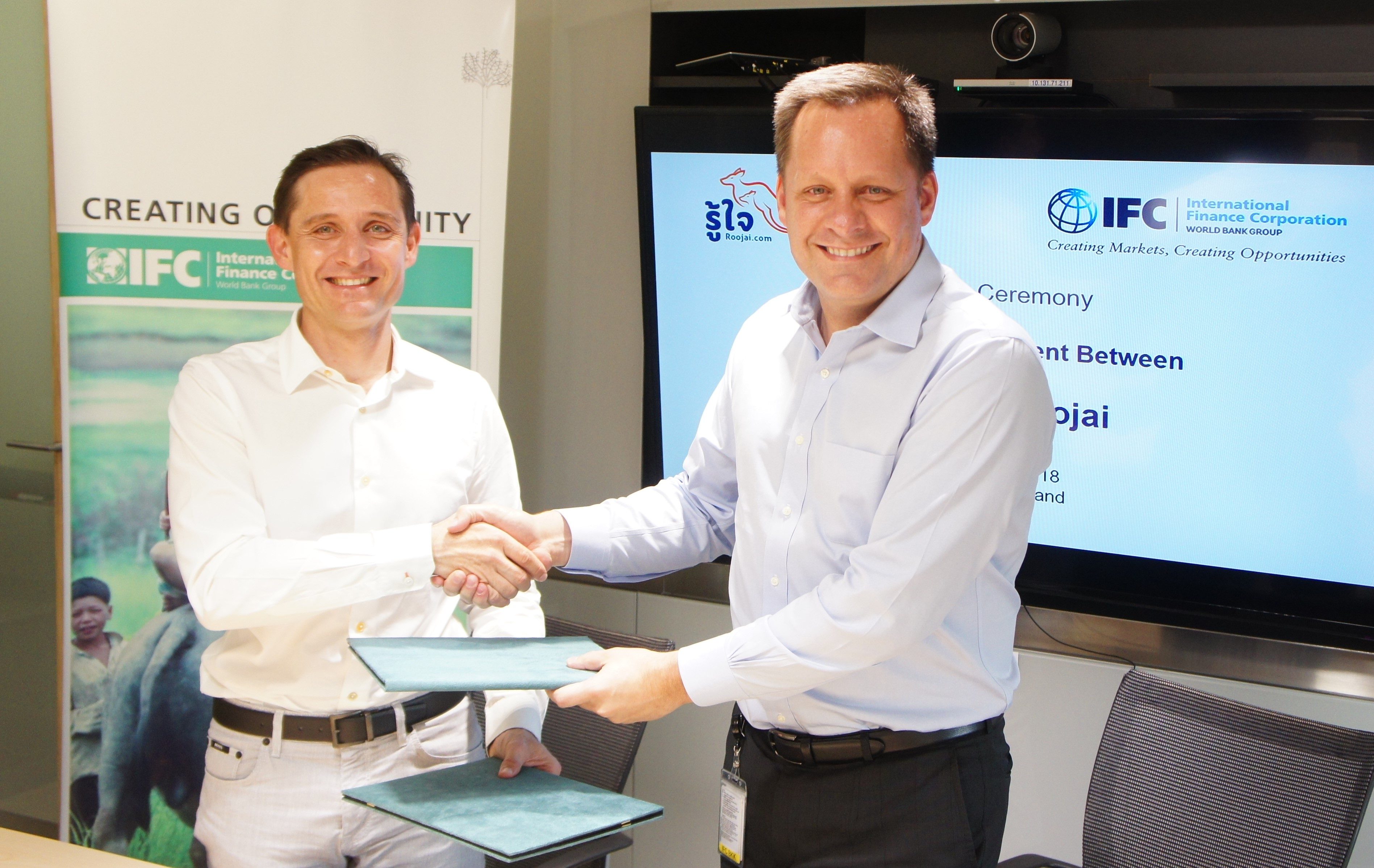 IFC pumps $7m into Thai auto insurance startup Roojai