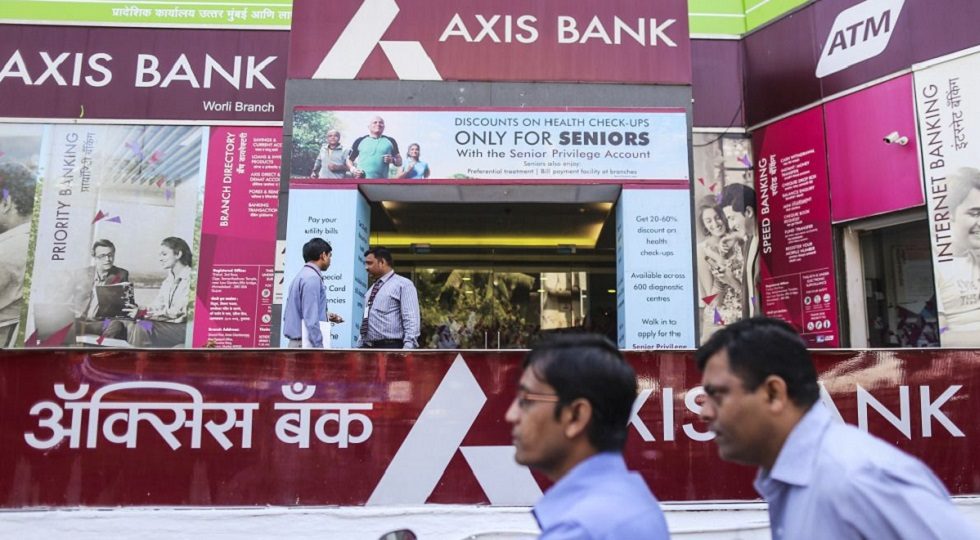 India's Axis Bank ropes in i-banks for $1.6b share sale