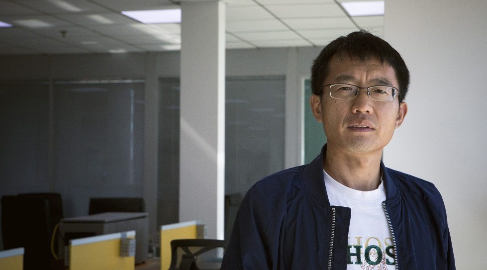 Ex-Bitmain chip designer Zuoxing's MicroBT takes on IPO-bound crypto mining giant