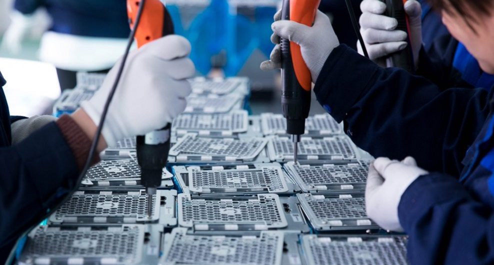 Chinese crypto miner Canaan skips Hong Kong, files for US IPO