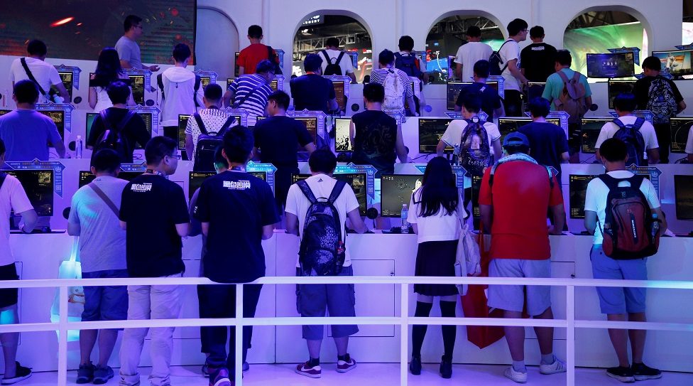 Chinese regulator halts new game applications to clear backlog