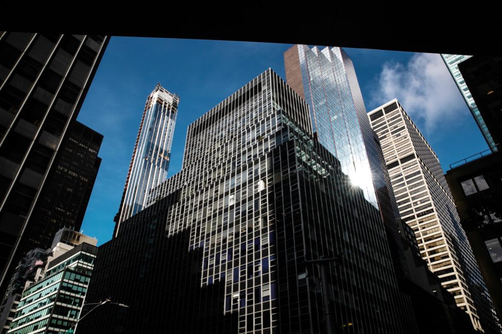 China's HNA Group sells Manhattan Building to reduce debt burden