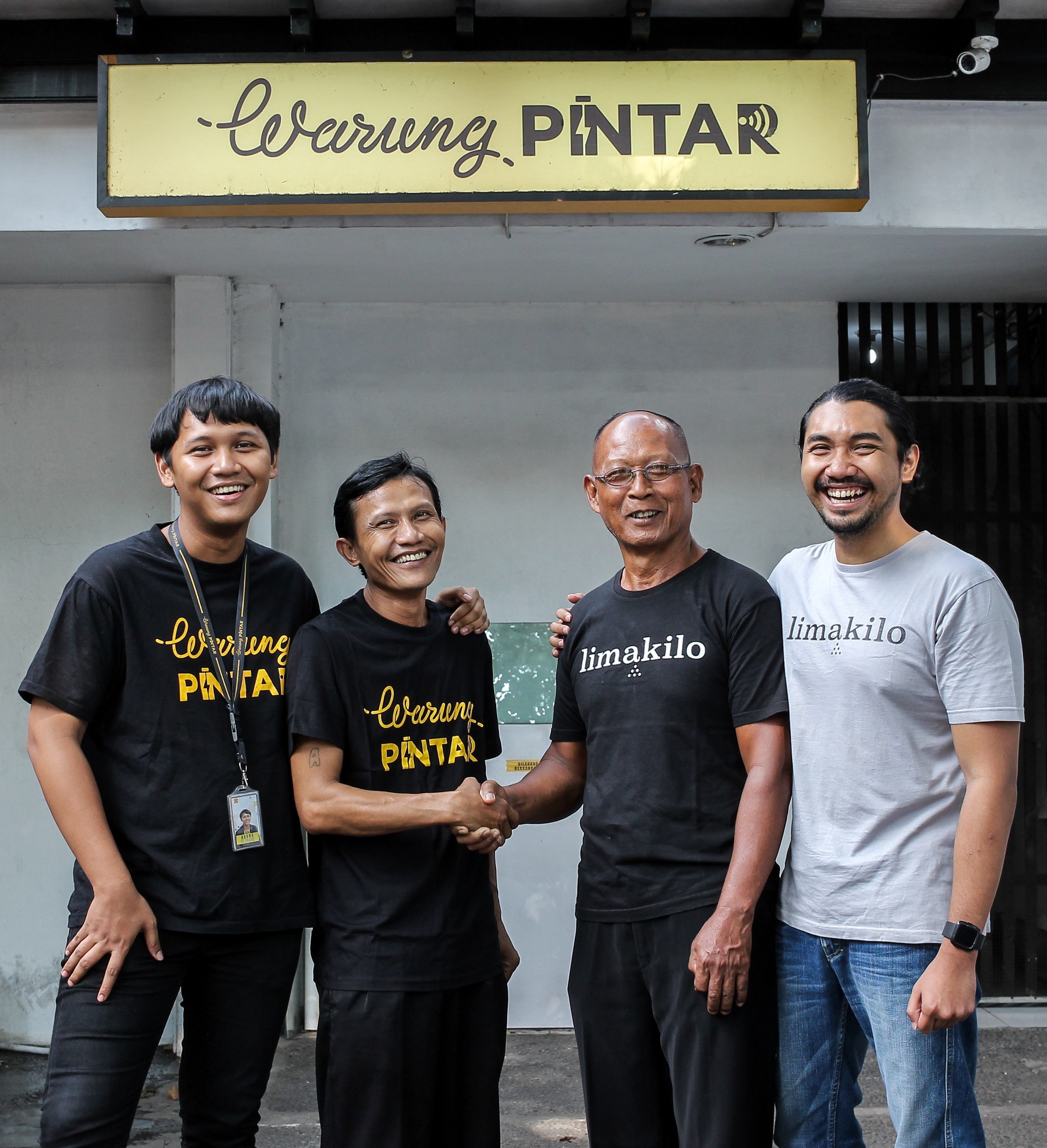 Indonesian retail tech startup Warung Pintar acquires Limakilo