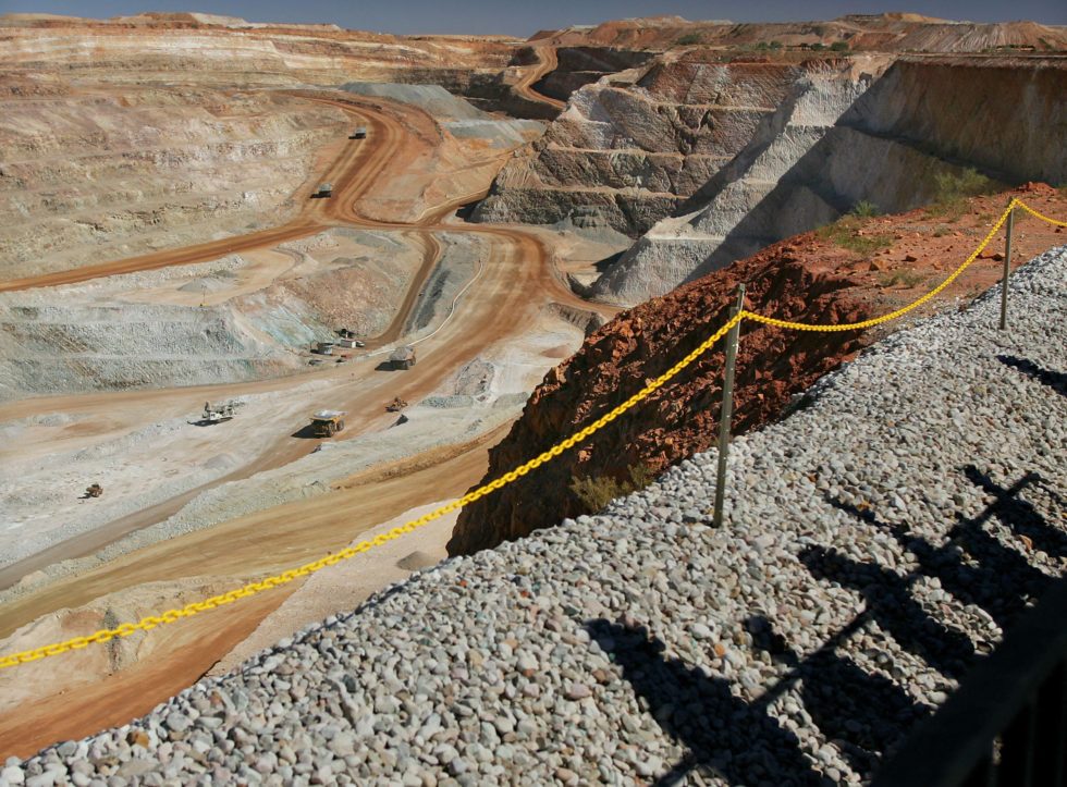 ID's United Tractors buys gold mining unit of J Resources for $540m