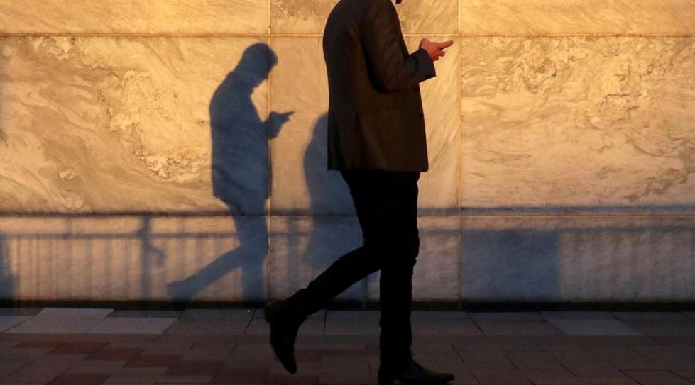 China's Kunlun says US panel approves sale of Grindr to investor group